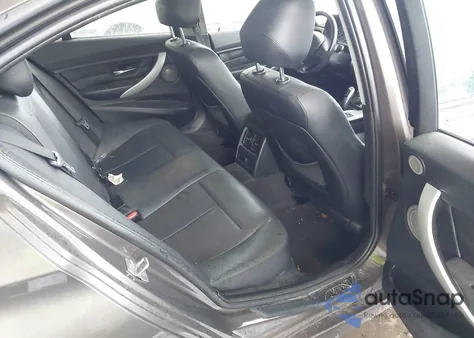 2013 BMW 328I z USA, uszkodzony, nr VIN WBA3A5G5XDNP23823